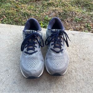 Brooks Beast 20 Shoes Men's 12.5 Medium Gray Running Walking Guiderails Sneakers